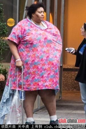 181公斤女子坠地洞 因肥胖被卡洞口免丧命